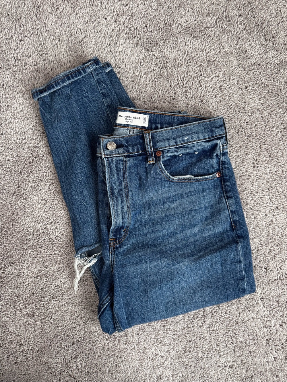 Abercrombie & Fitch Women’s High-Rise Skinny Jeans size 10 short